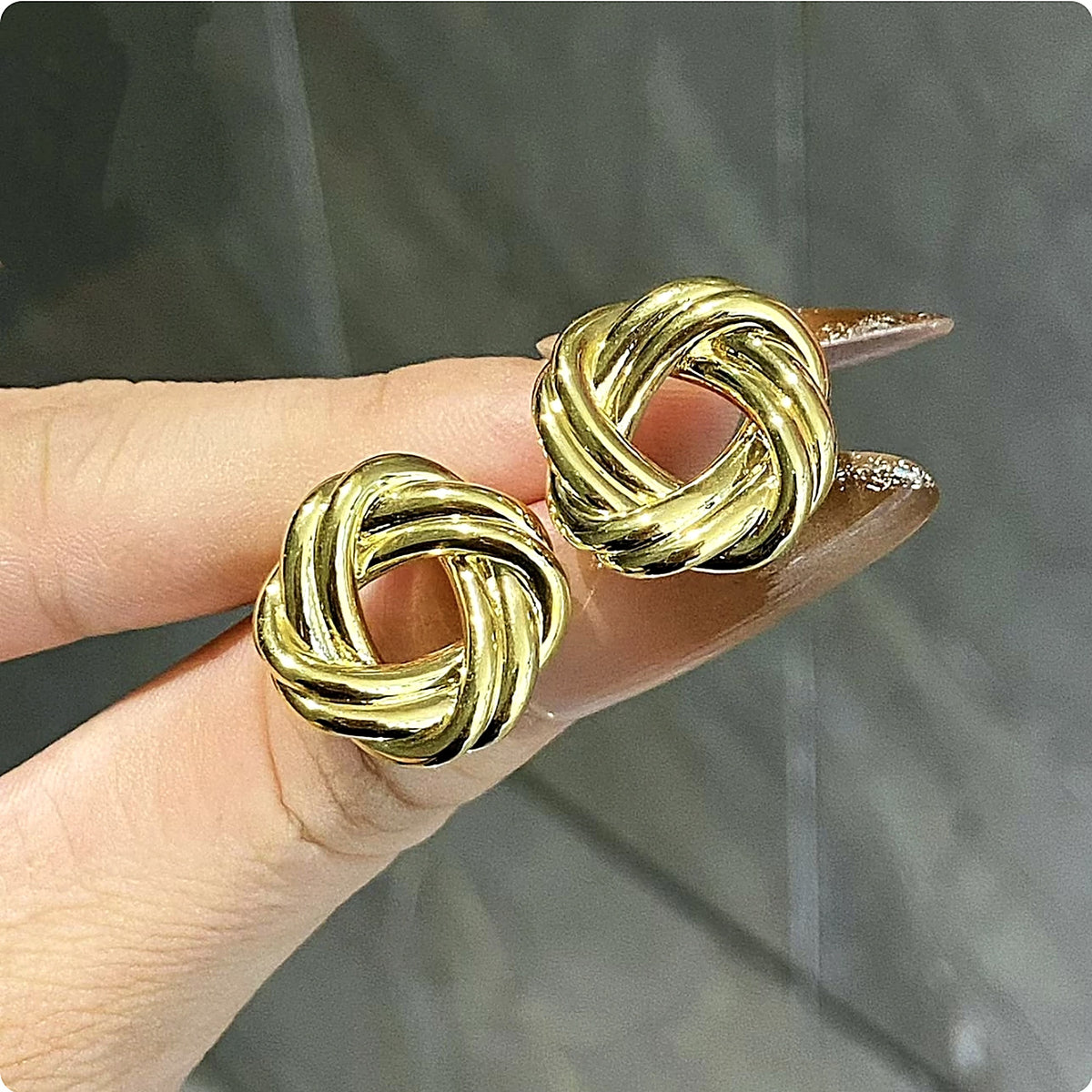 18K Solid Gold Love Knot Studs