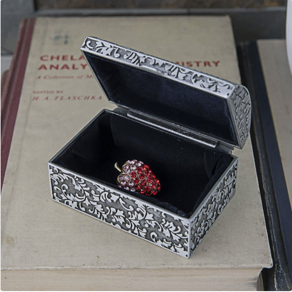 Vintage Treasure Chest Jewelry Box – Antique Pewter Floral Trinket Box with Velvet Lining