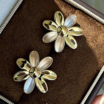 18K Solid Gold Tri-Color Daisy Studs