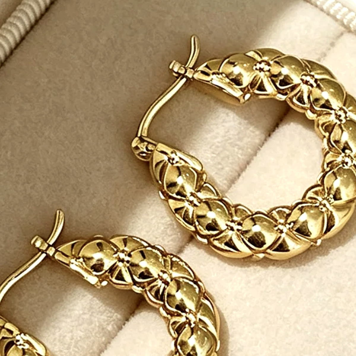 18K Solid Gold Puffed Floral Hoops