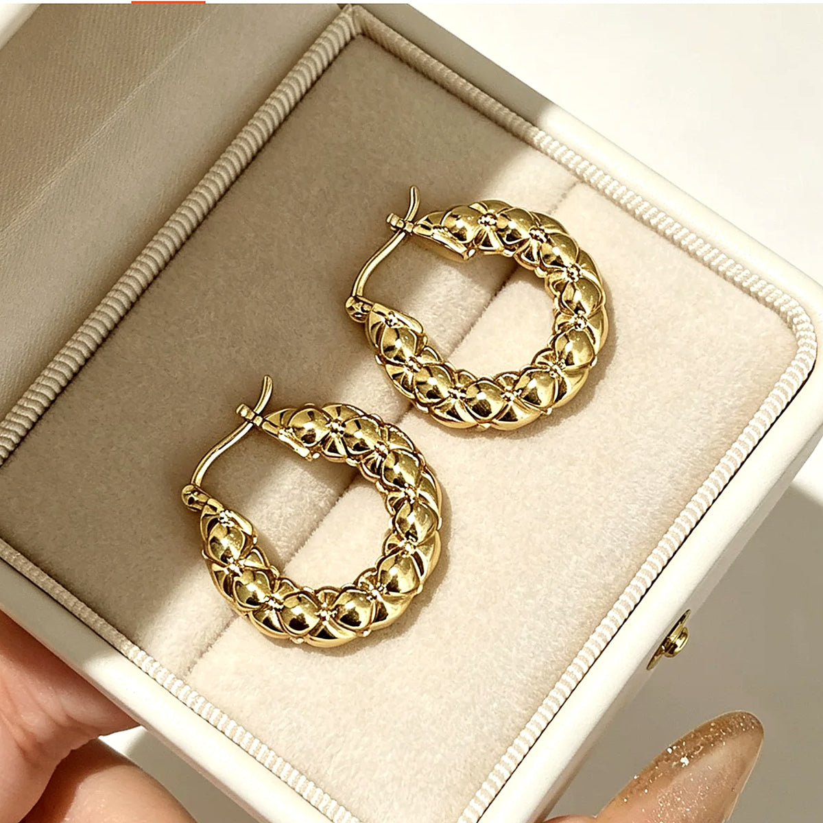 18K Solid Gold Puffed Floral Hoops