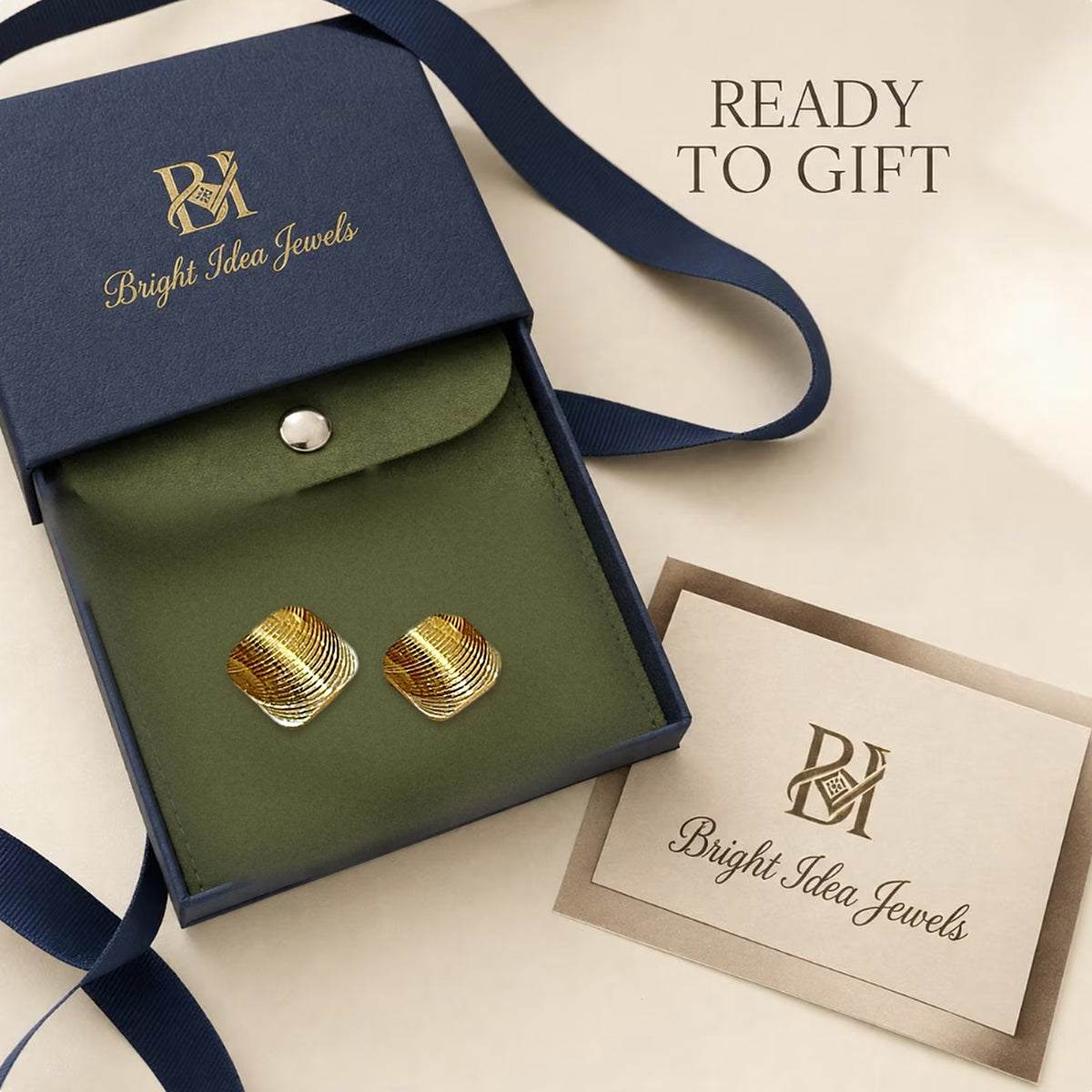18K Solid Gold Ribbed Square Studs