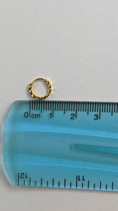 18K Solid Gold Diamond-Cut Huggie Earrings