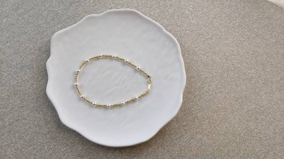 18K Solid Gold Freshwater Pearl Bracelet – 4-5 mm