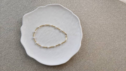 18K Solid Gold Freshwater Pearl Bracelet – 4-5 mm