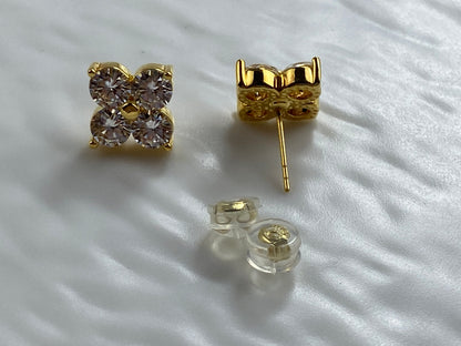 18K Solid Gold Four-Petal Flower Stud Earrings