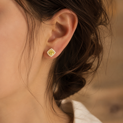 18K Solid Gold Cushion Halo Stud Earrings – AU750