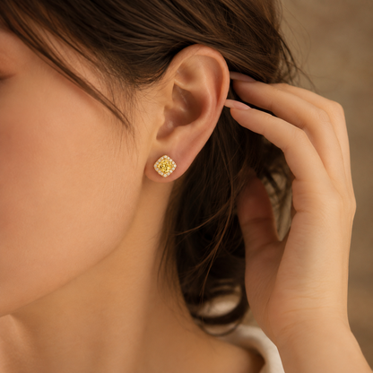 18K Solid Gold Cushion Halo Stud Earrings – AU750