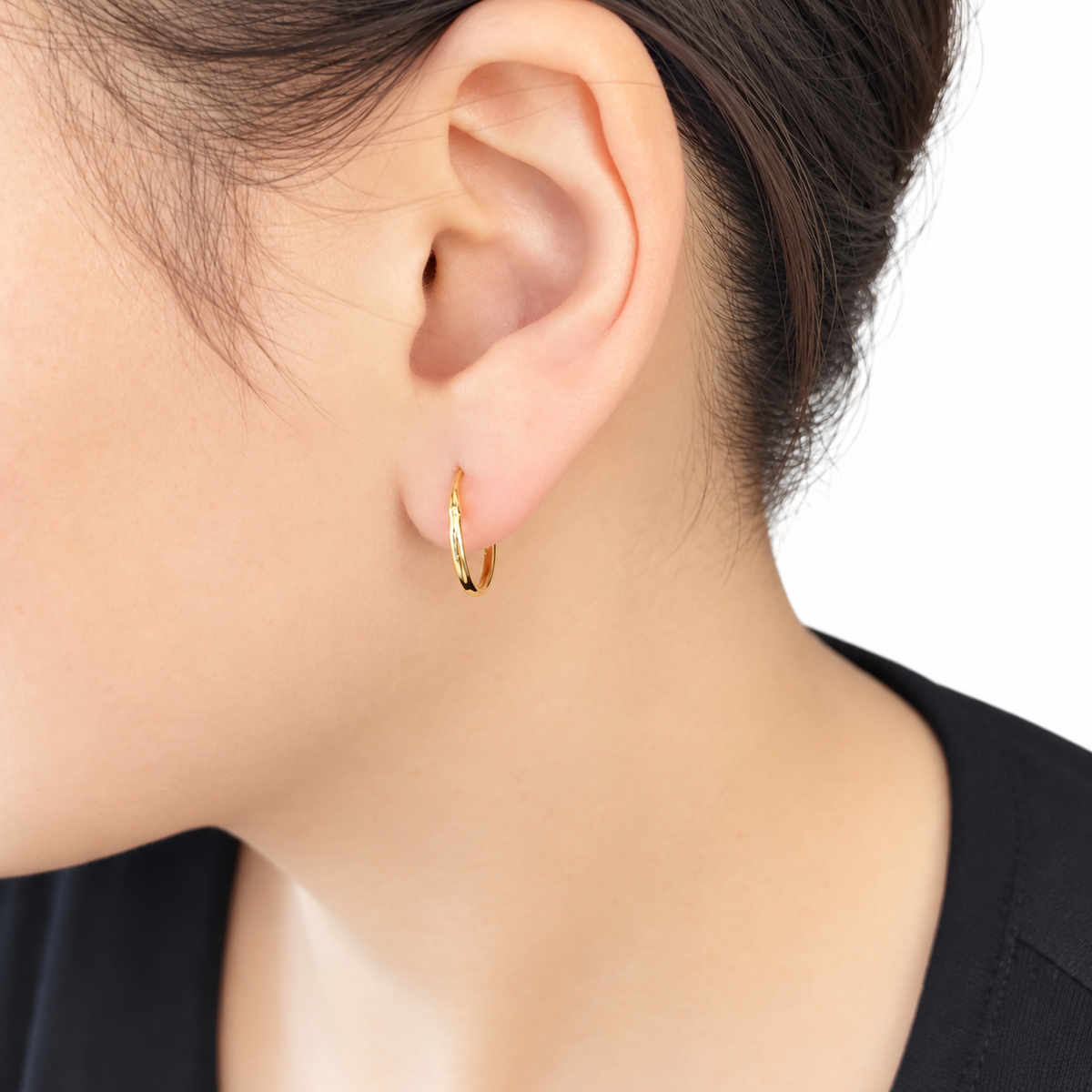 18K Solid Gold Polished Hoop Earrings – 15 mm