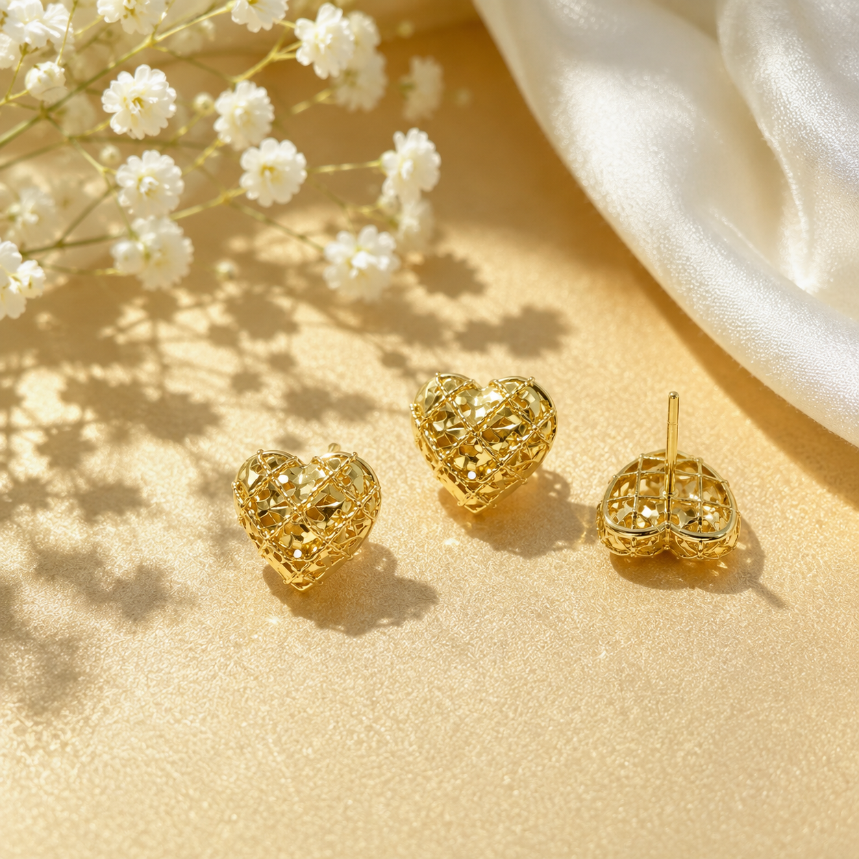 18K Solid Gold Openwork Heart Stud Earrings