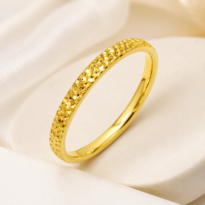 18K Solid Gold Faceted Band Ring, Minimalist Sparkling Wedding Band (AU750)