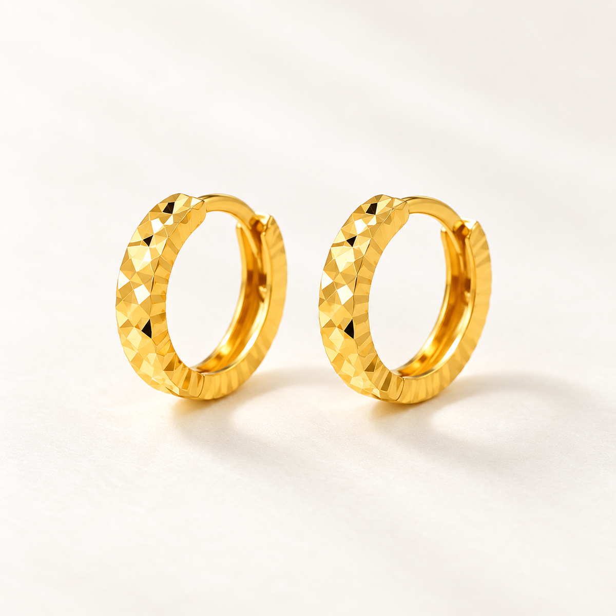 18K Solid Gold Diamond-Cut Huggie Earrings, Minimalist Faceted Hoops (AU750)