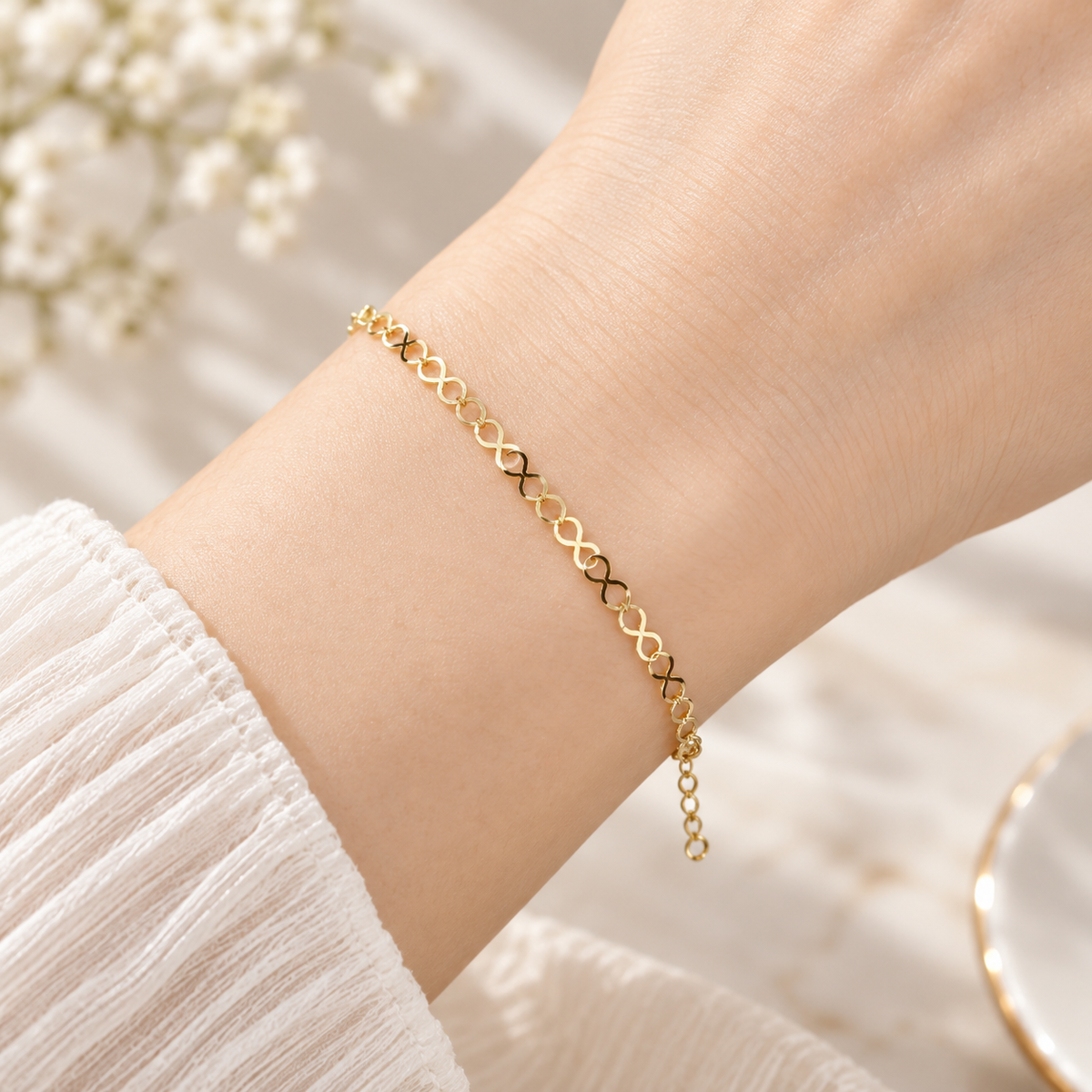 18K Solid Gold Infinity Bracelet, AU750 Figure 8 Chain, Minimalist Adjustable Jewelry