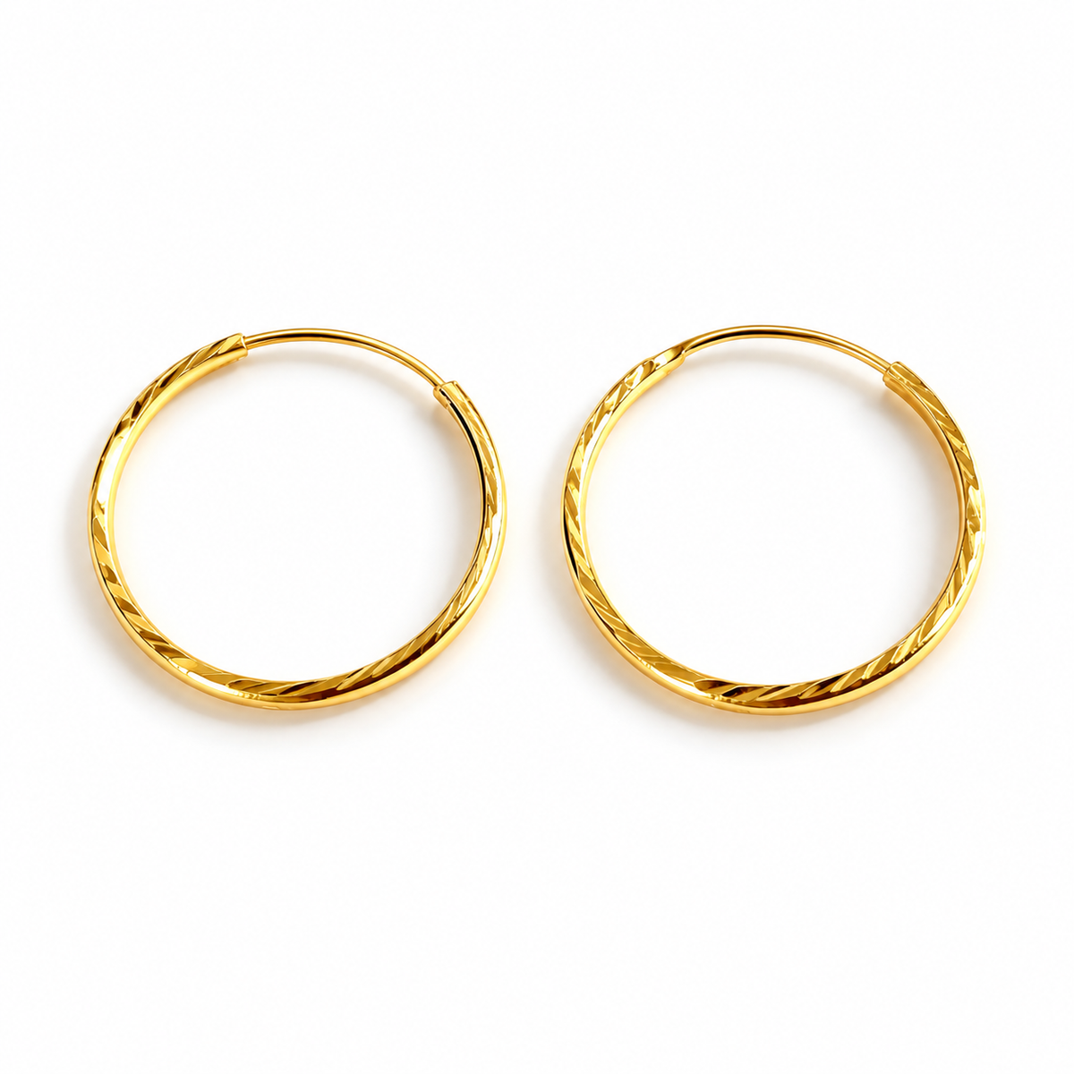 18K Solid Gold Textured Hoop Earrings – 15 mm