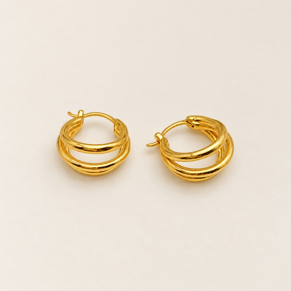 18K Solid Gold Layered Triple Hoop Earrings – 15 mm