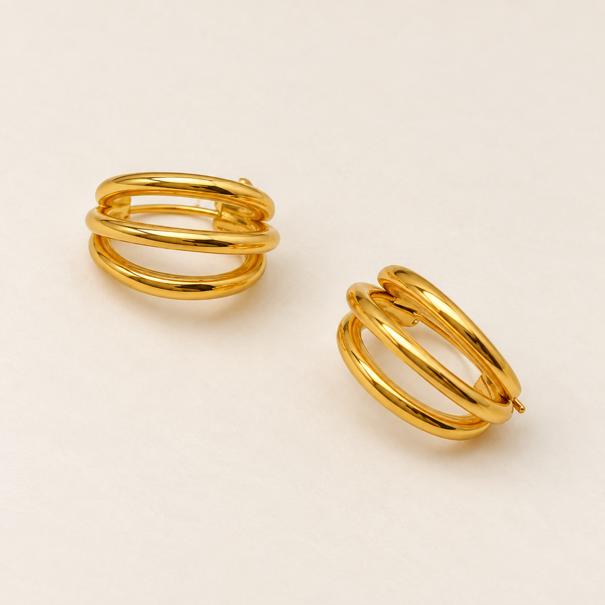 18K Solid Gold Layered Triple Hoop Earrings – 15 mm