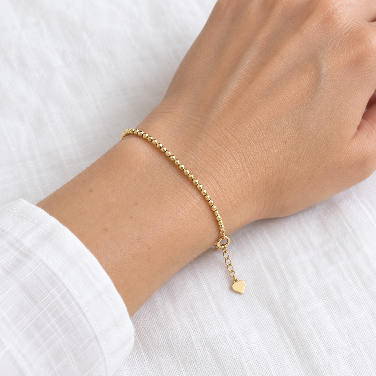 18K Solid Gold Faceted Bead Bracelet with Heart Charm – 2 mm