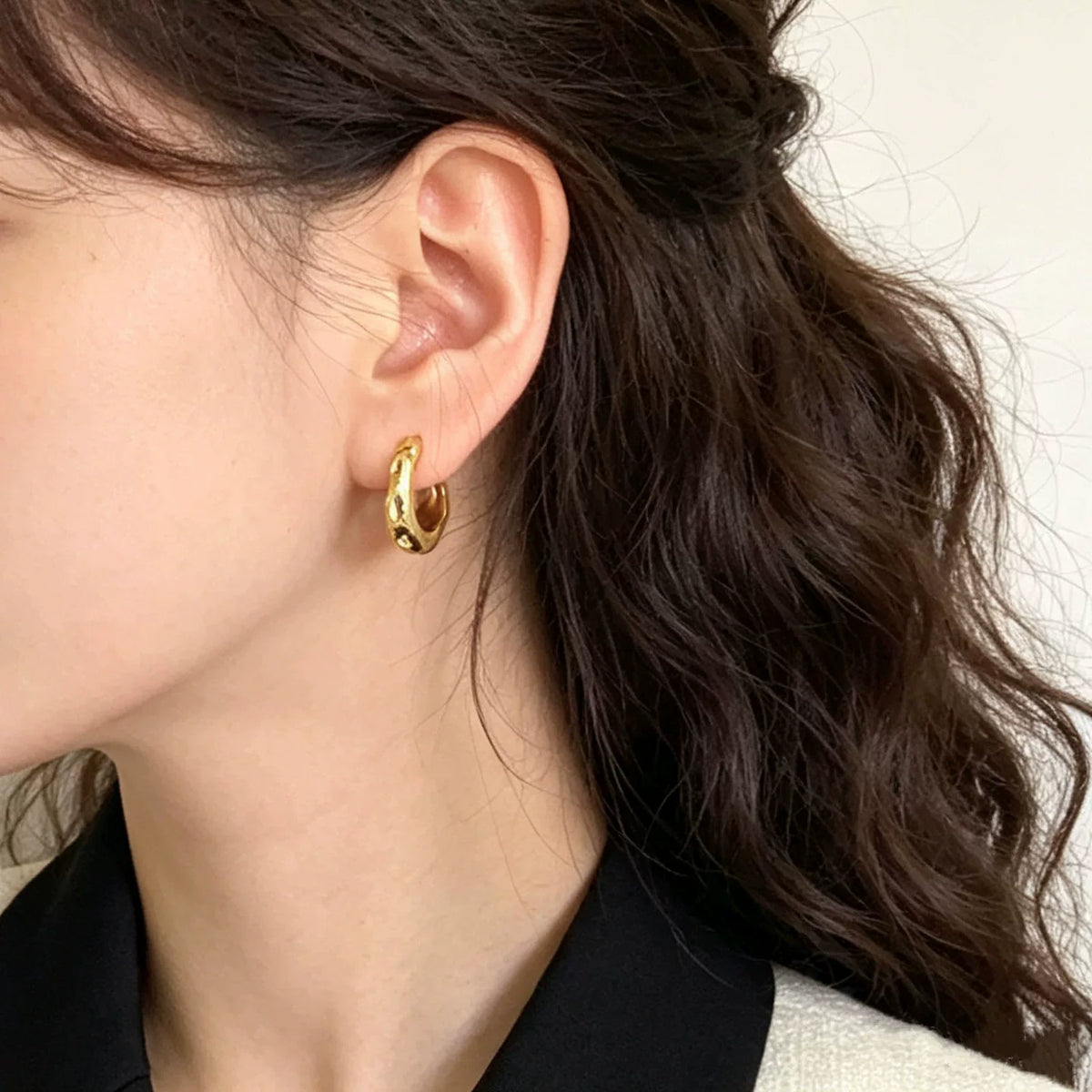 18K Solid Gold Molten Texture Hoop Earrings