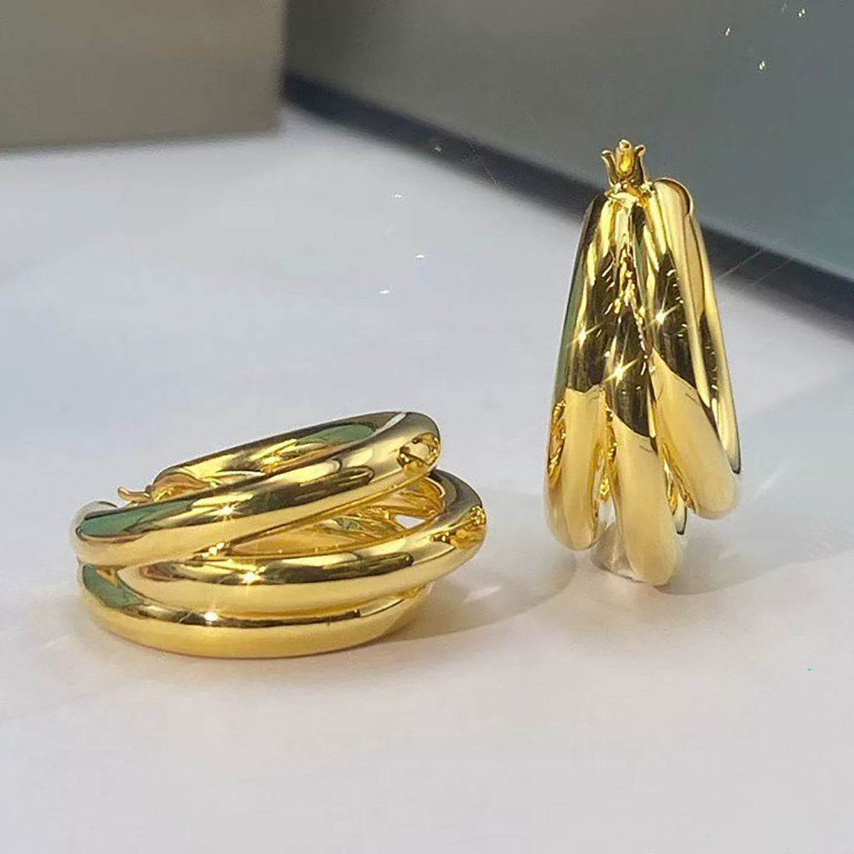 18K Solid Gold Large Claw Hoop Earrings