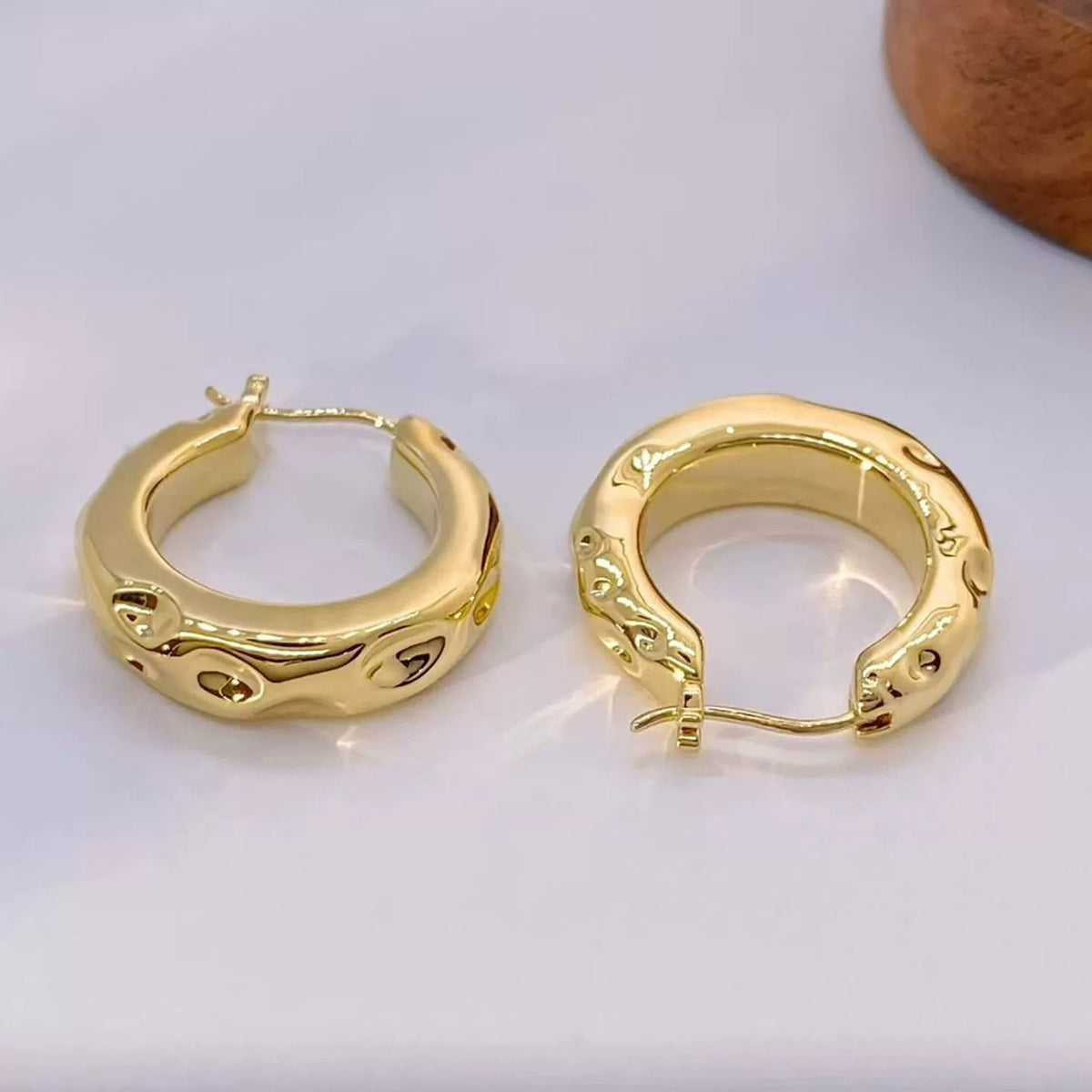 18K Solid Gold Molten Texture Hoop Earrings
