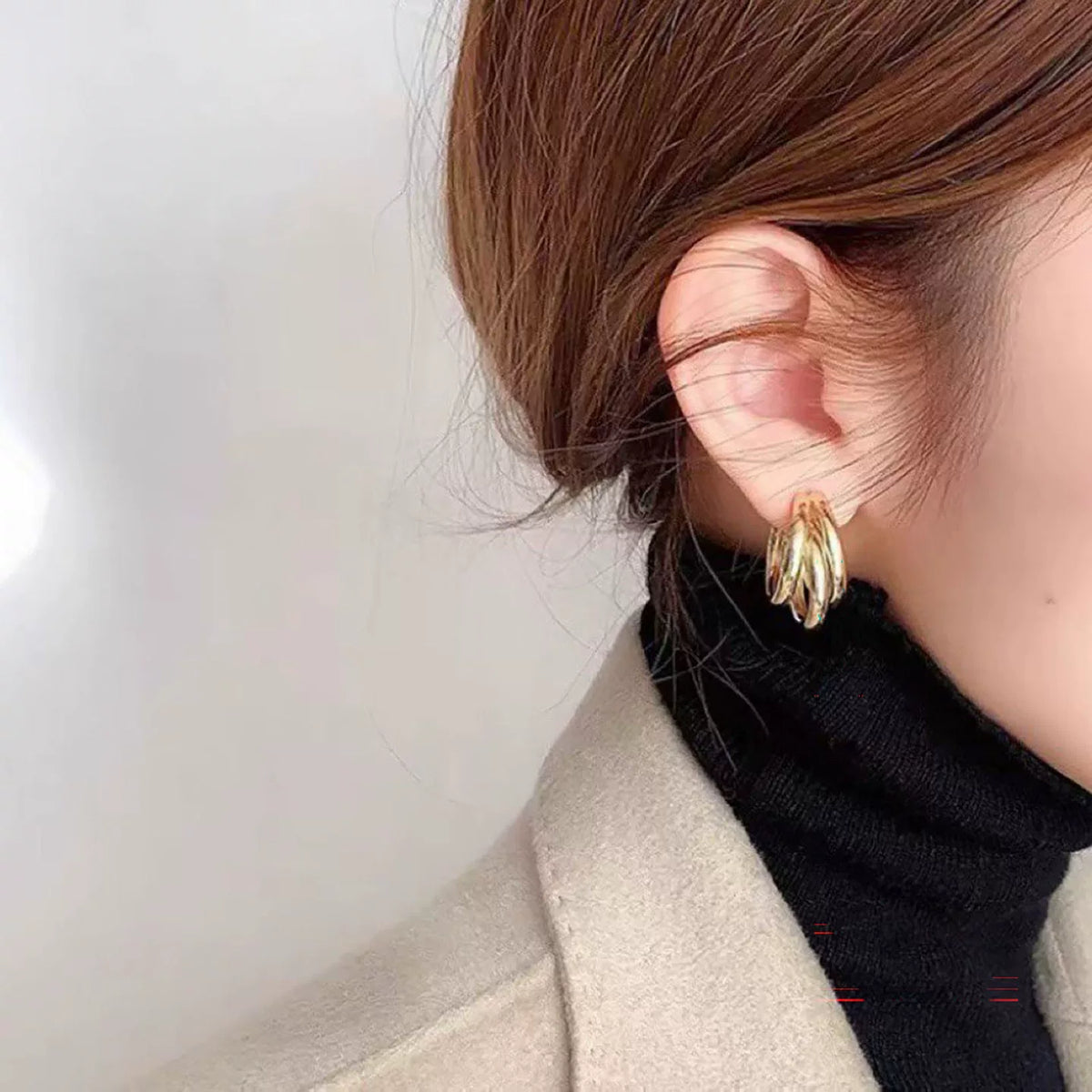 18K Solid Gold Large Claw Hoop Earrings
