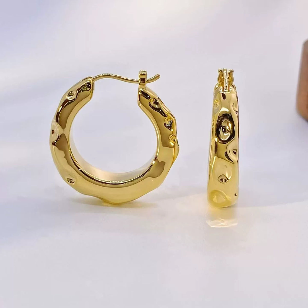 18K Solid Gold Molten Texture Hoop Earrings