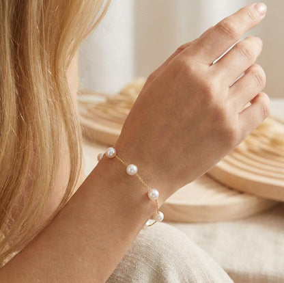 18K Solid Gold Freshwater Pearl Bracelet · Baby's Breath Style · Au750 · Adjustable 18–22cm