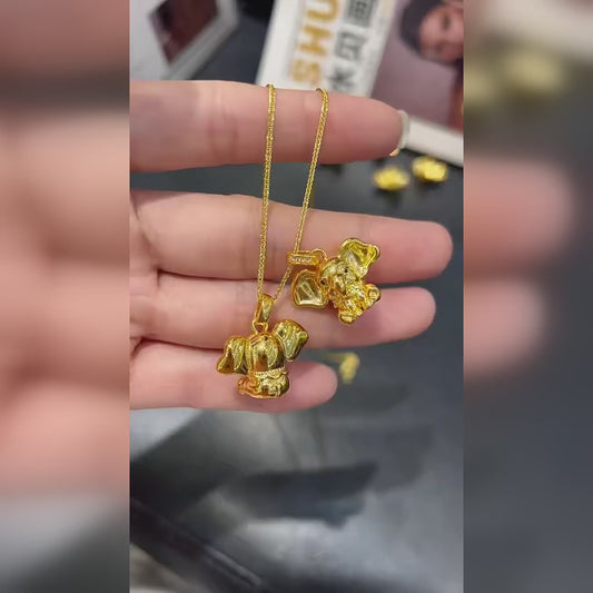 18K Solid Gold Elephant Pendant with Moissanite